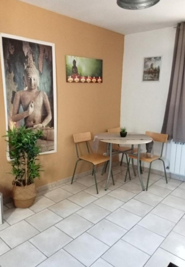 Jolie Petite Maison Idealement Situee Arles Luaran gambar