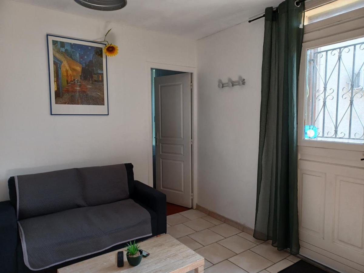 Jolie Petite Maison Idealement Situee Arles Luaran gambar